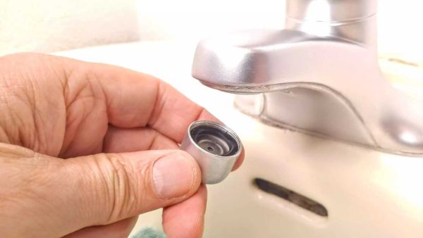کمبود فشار آب در شیر آب ظرف‌شویی آشپزخانه